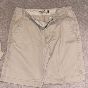 Old Navy Khaki Shorts size 33
